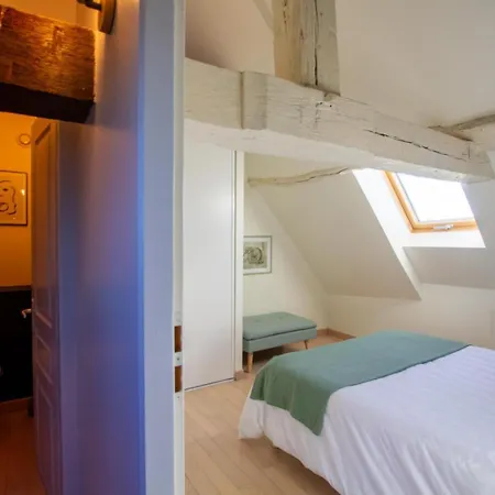 Aux Charmes D'angely Naussannes