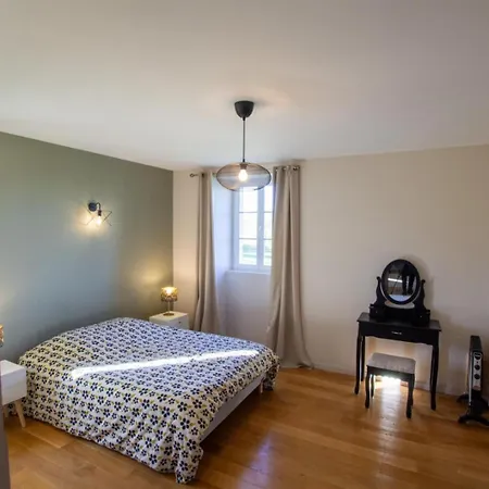 Aux Charmes D'angely *