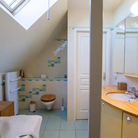 Aux Charmes D'angely Holiday home Naussannes