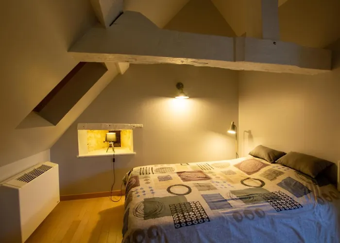 Aux Charmes D'angely Дом отдыха *