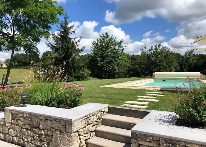 Aux Charmes D'angely