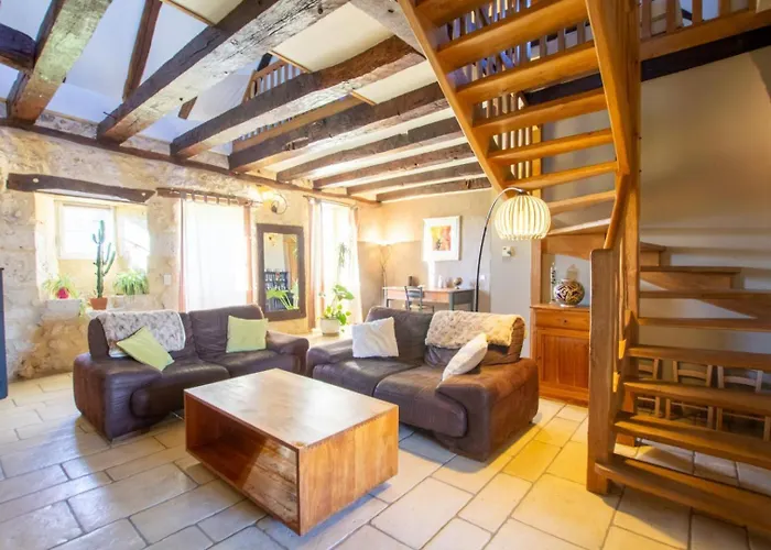 Aux Charmes D'angely Дом отдыха Naussannes